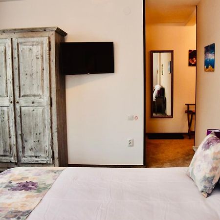 Casa Ankeli Bed and Breakfast Buşteni Εξωτερικό φωτογραφία