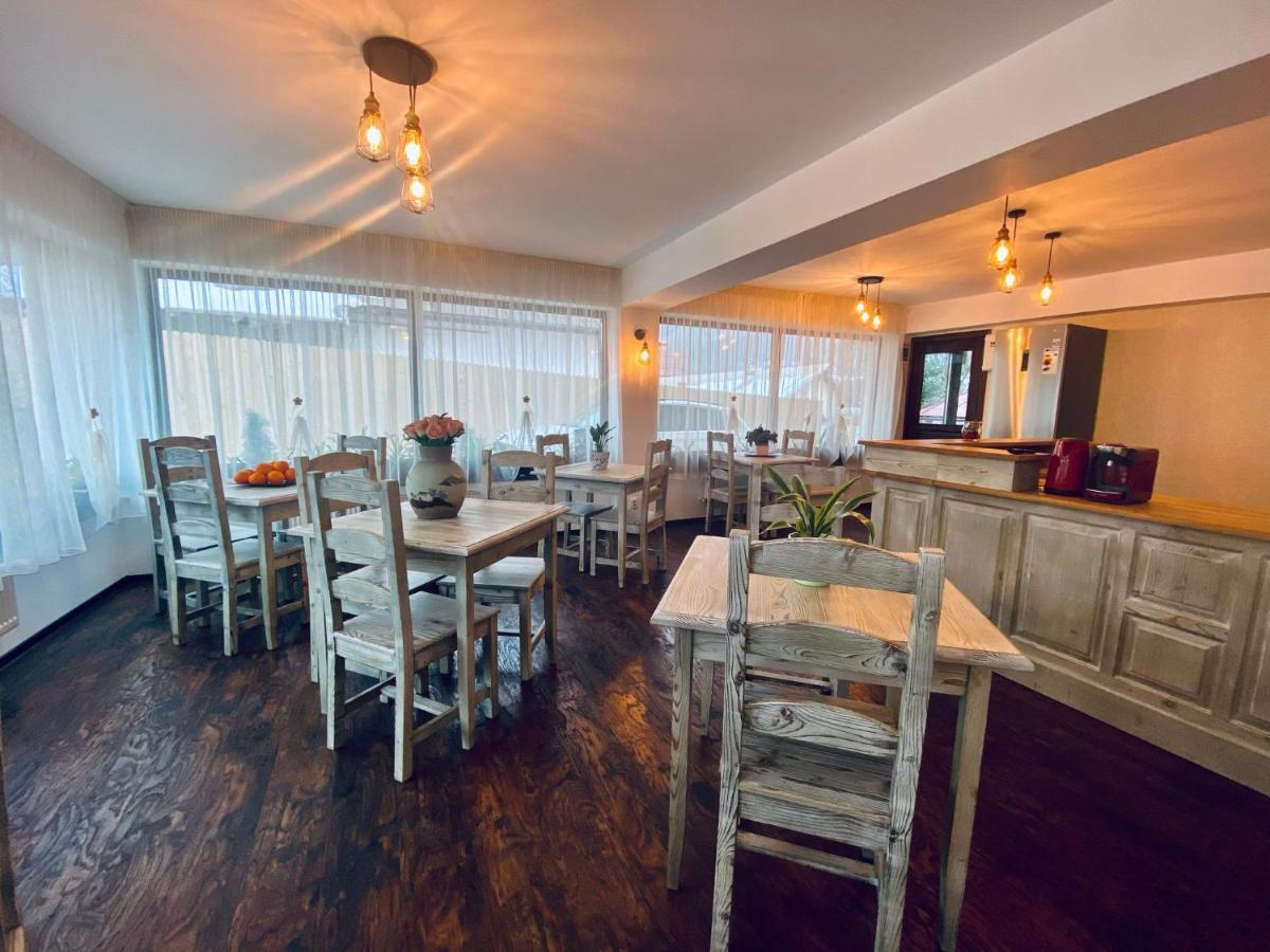 Casa Ankeli Bed and Breakfast Buşteni Εξωτερικό φωτογραφία