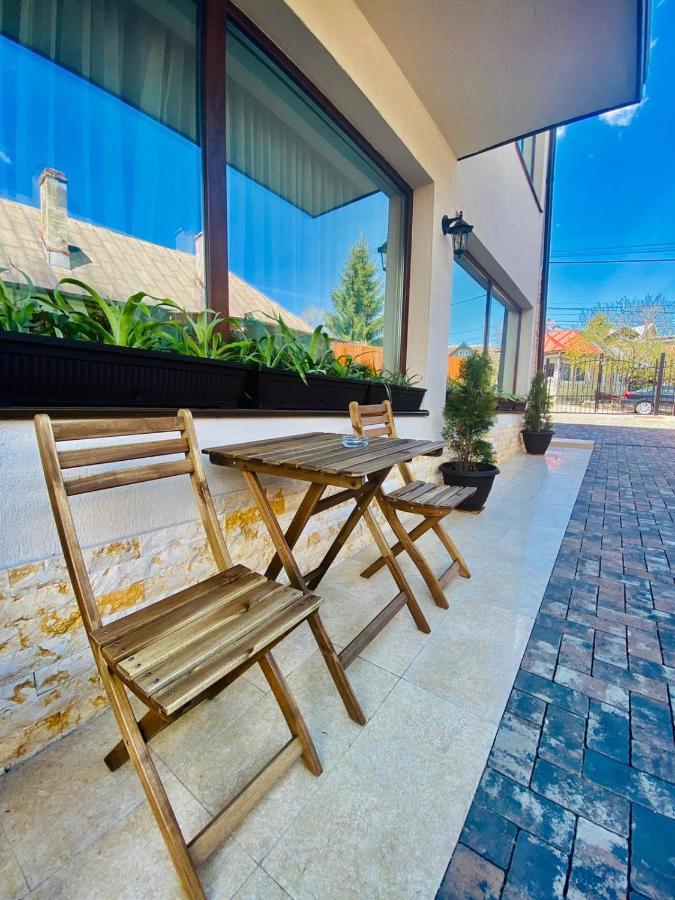 Casa Ankeli Bed and Breakfast Buşteni Εξωτερικό φωτογραφία