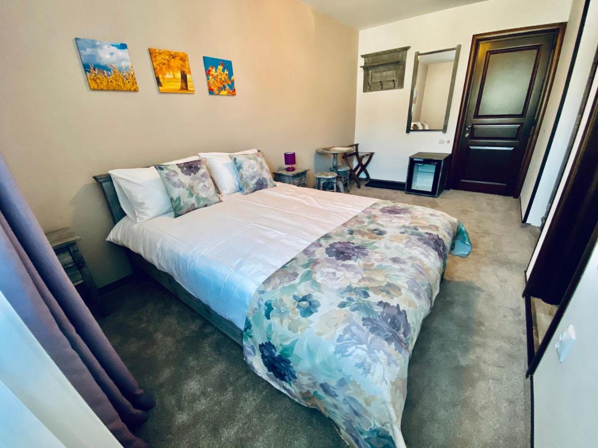 Casa Ankeli Bed and Breakfast Buşteni Εξωτερικό φωτογραφία