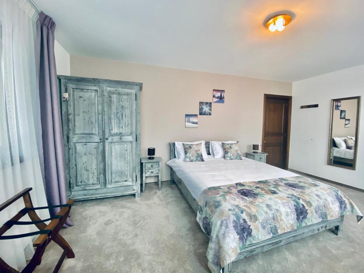 Casa Ankeli Bed and Breakfast Buşteni Εξωτερικό φωτογραφία