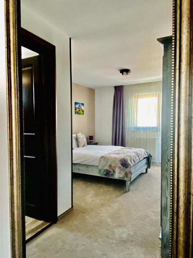 Casa Ankeli Bed and Breakfast Buşteni Εξωτερικό φωτογραφία
